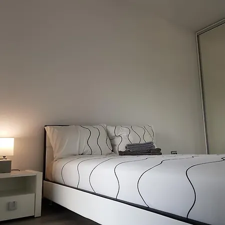 Oneofour Premium Grand Park Apartment *